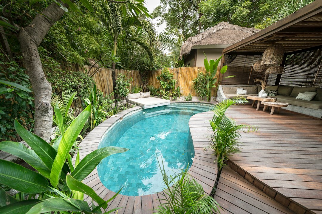 celebrity garden pool